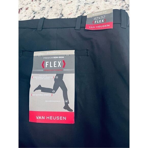 Van Heusen Men's Flex Straight Fit Flat Front Pant - Picture 5 of 5